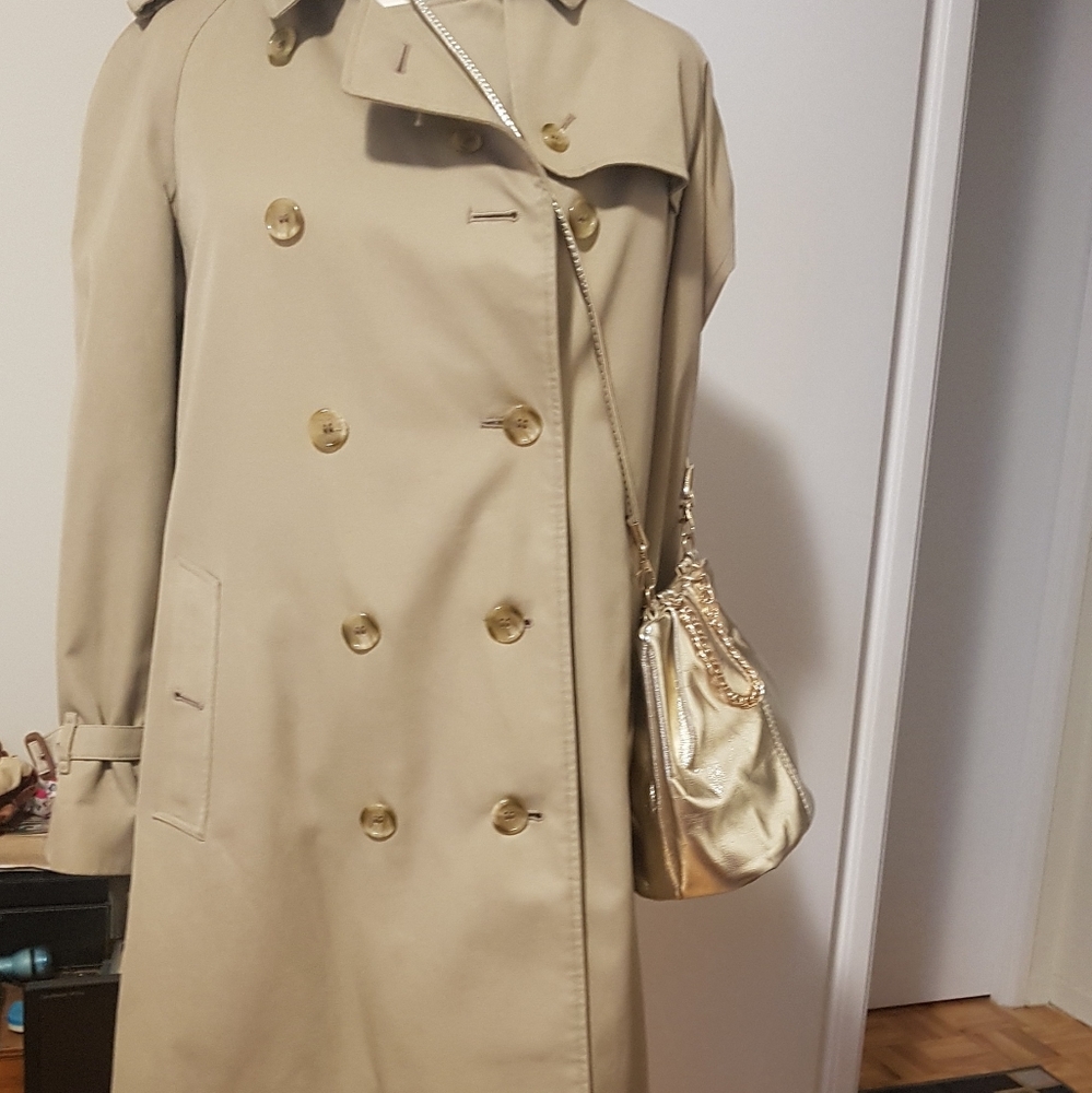 Vintage Authentic Burberrys Trench - Picture 2 of 12